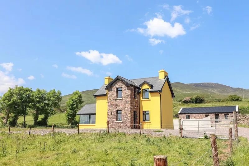 LACK COTTAGE, family friendly, with open fire in Camp, County Kerry