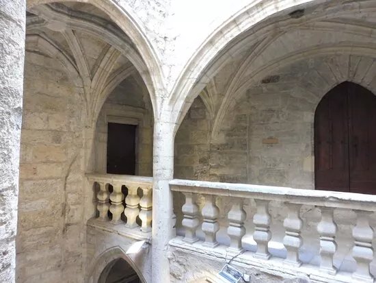 Hotel des Barons de Lacoste