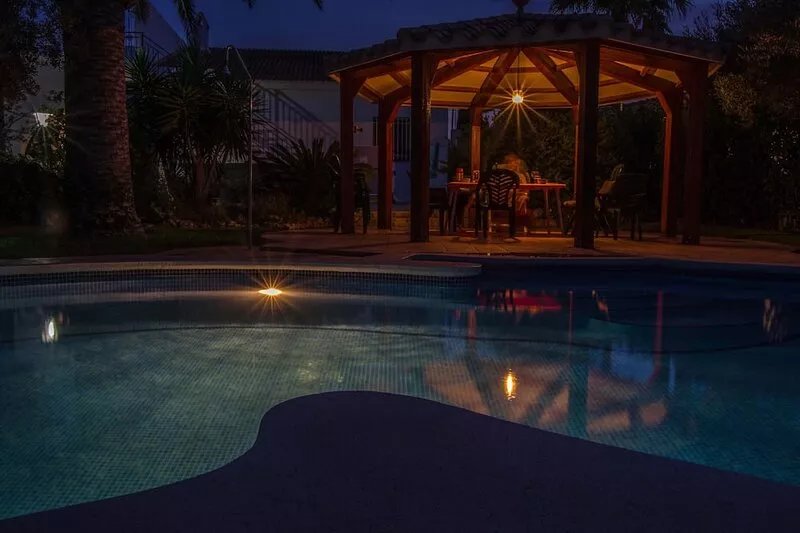 Independent villa, pool, 10x300m yard, beach, Wi-Fi, for disabled people