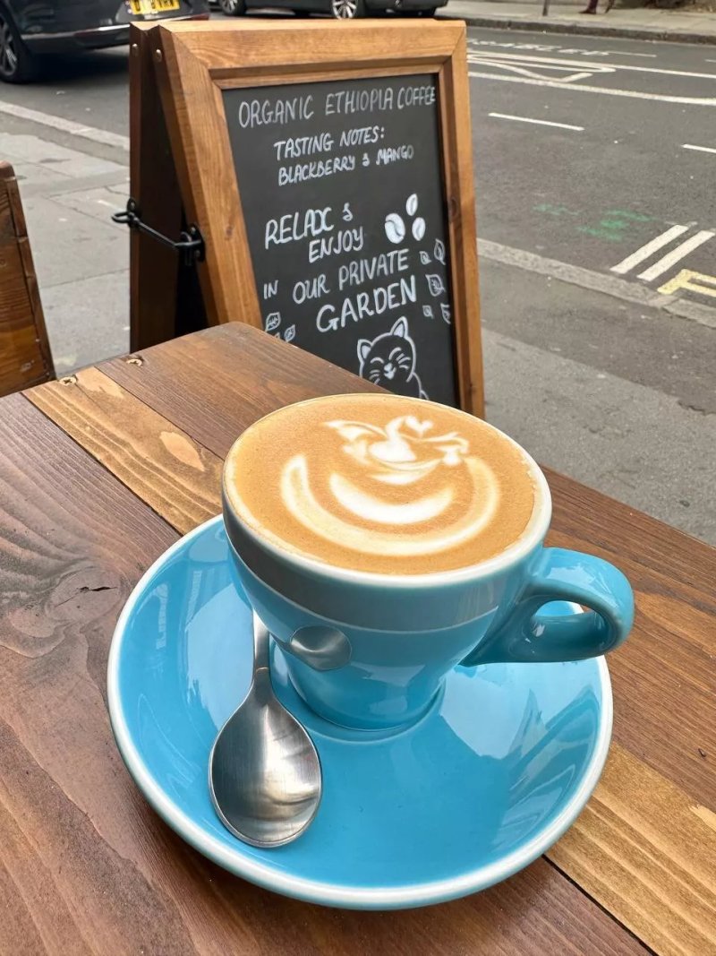 The Cracked Coffee Co