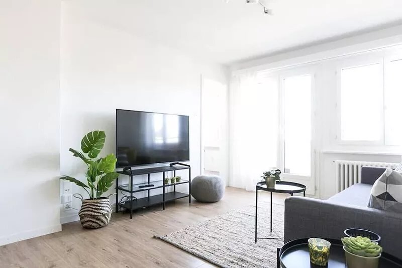 Lucern 2-BR Flat w/Netflix. Near the Old Town