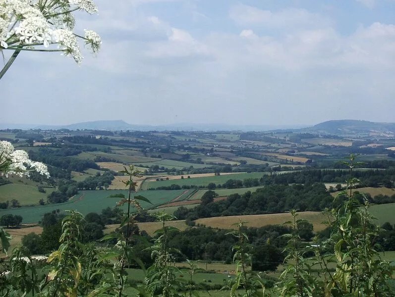 Ciderhouse Cottage located between Wye Valley & Black Mts with stunning views