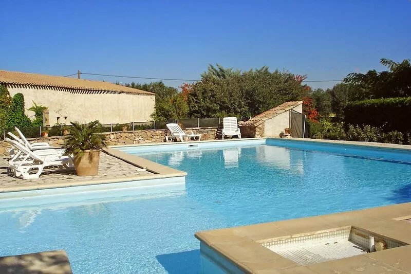 Vineyard cottage classified 4* with large pool between Carcassonne and Narbonne