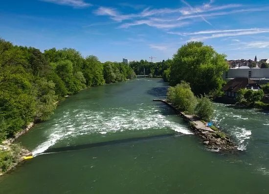 Flusswelle Bremgarten