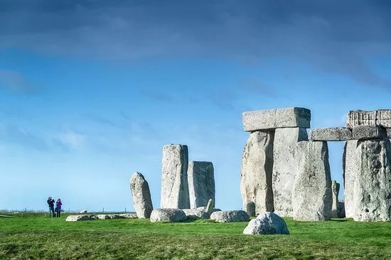 The Stonehenge Tour