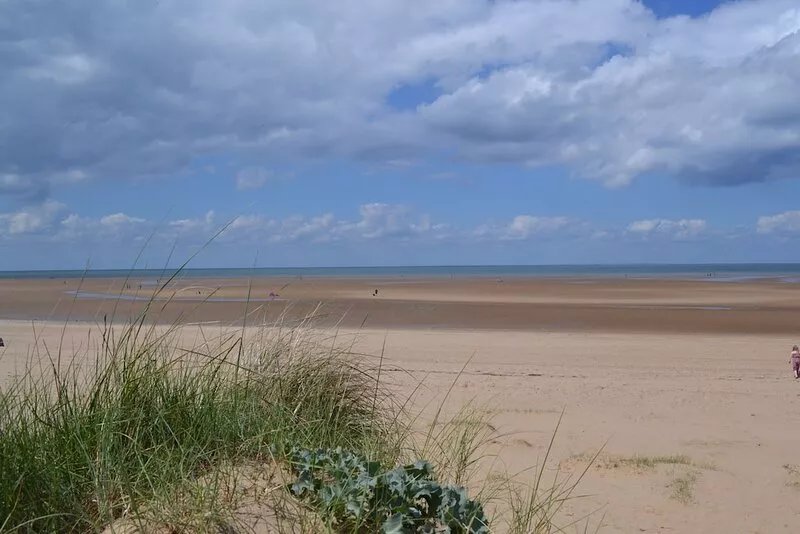 Cosy, comfy cottage near glorious beaches!