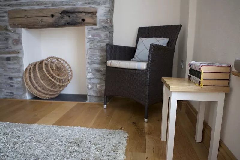 Duke's Cabin - Beautiful First Floor Apartment