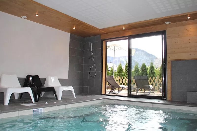 Cottage in charming residence cottage / Indoor pool-Sauna-Steam / Haute-Savoie