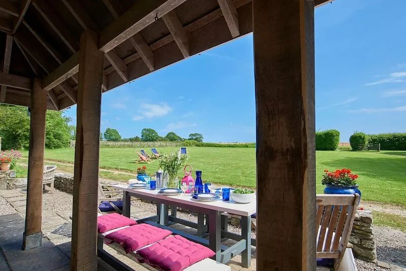 Large country house, near Heligan Gardens, an ideal base for exploring Cornwall.