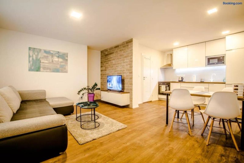 Central Apartments By Kovee