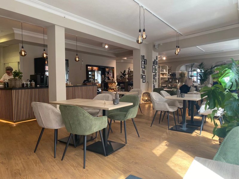 Ly‘s Cafe Bistro