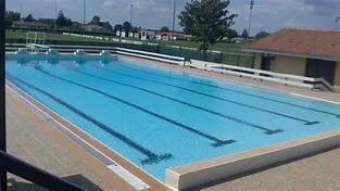 Piscine a Villeneuve de Marsan