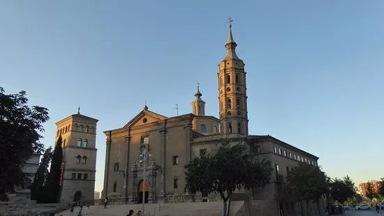 Torreon de la Zuda (Zuda Tower)