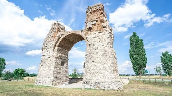 Heidentor Gate
