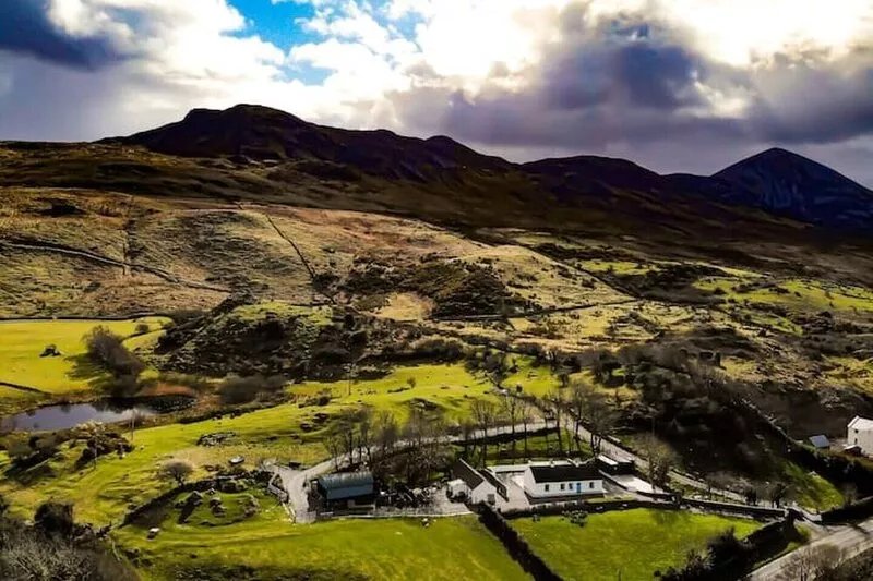 Charming Westport Cottage - Perfect for Families