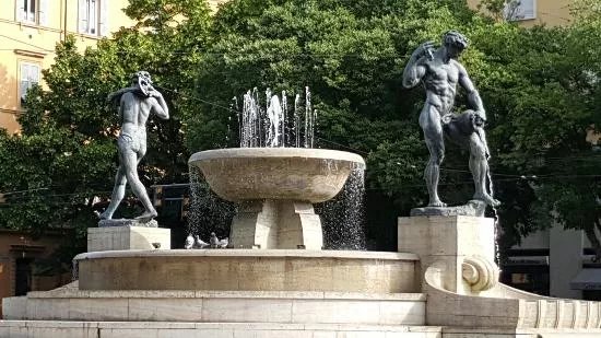 Fontana Dei Due Fiumi