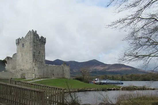 Killarney Watercoach Cruises