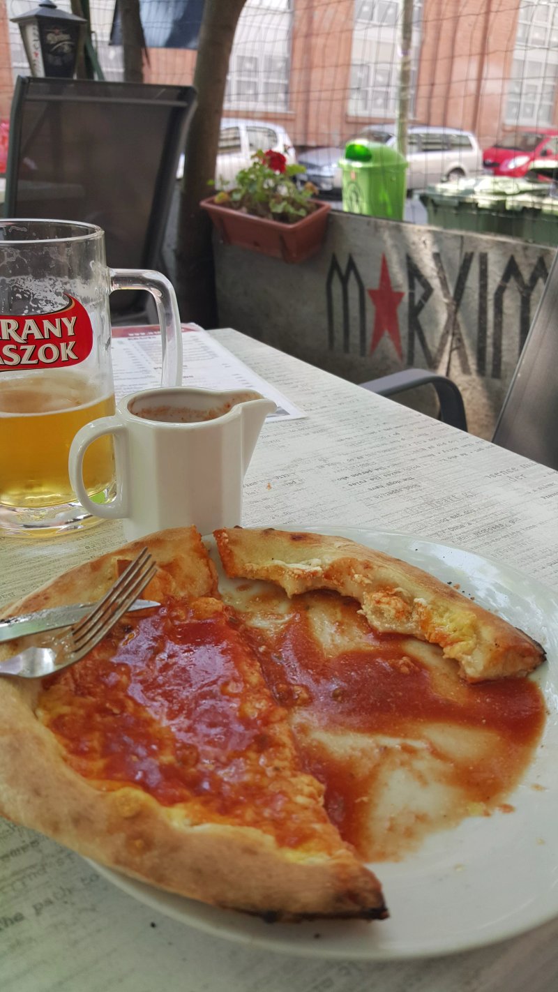 Marxim Pizzeria
