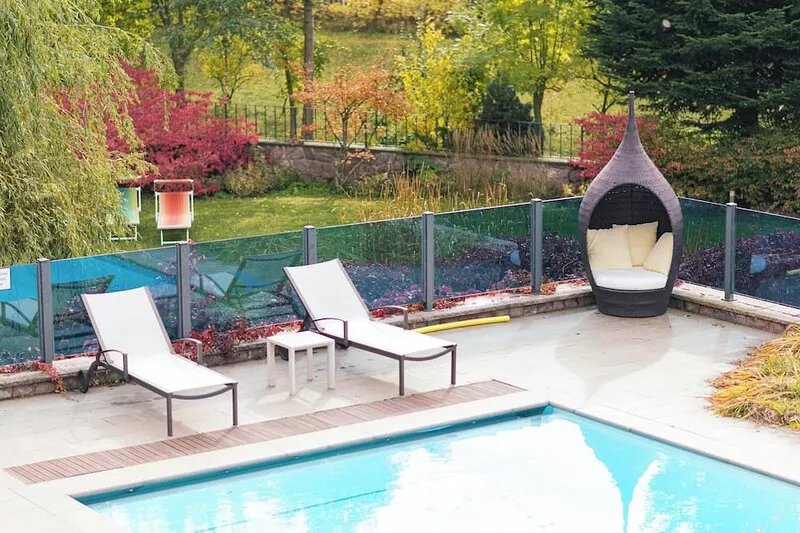 Charming, Small Ocean Apartment in Villa Anina with Pool