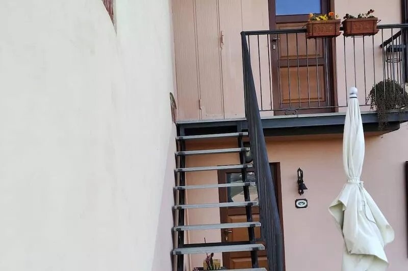 PANORAMIC VIEW, RELAXING, BIKE, FINE-FOOD, WINE AND MORE. Bed & Breakfast in