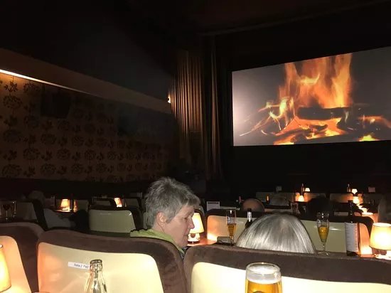 Lichtspielhaus und Cinebar
