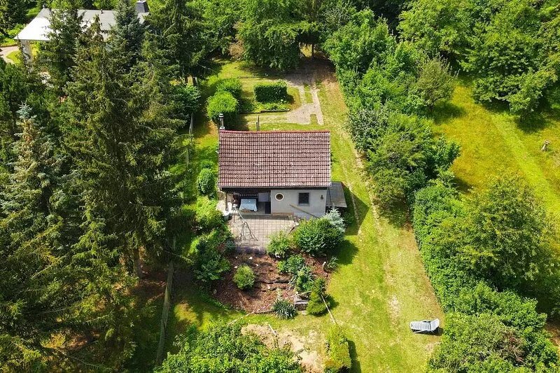 Cozy garden house in a central location