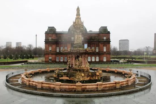 Doulton Fountain