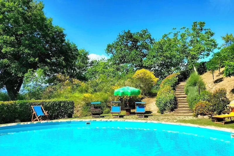 Nestled in a lovely landscape, fantastic panorama from the sea to the mountains.