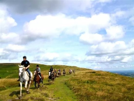 Hoofin-About Horse Riding Holidays