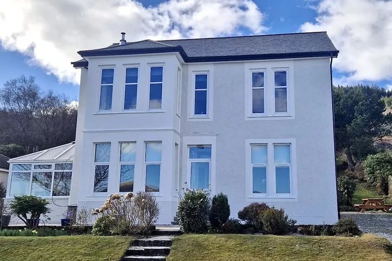 Findhorn Upper - waterfront location, sea views, pet friendly