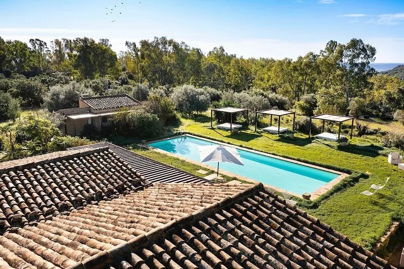 Converted farmhouse nestled in nature with private pool