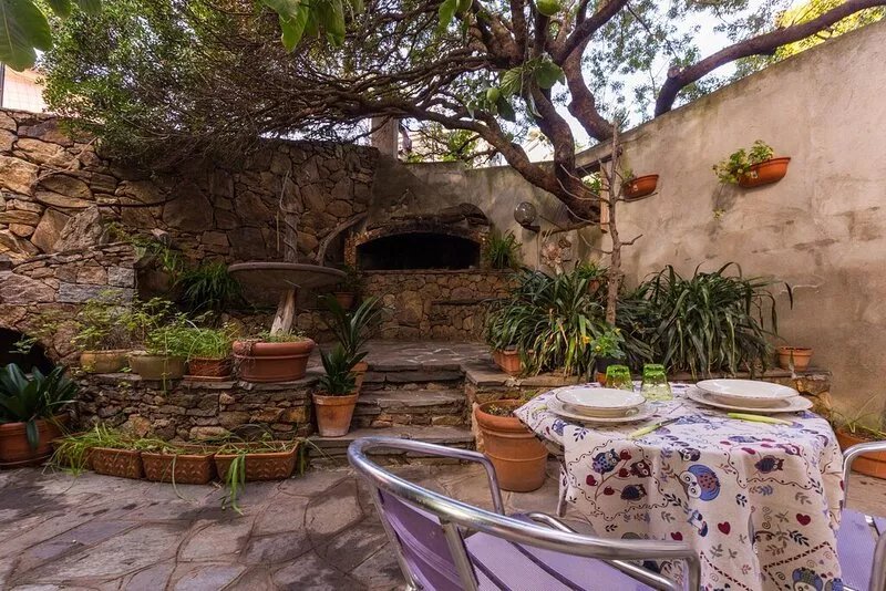 Two-room apartment in the center of Agrustos