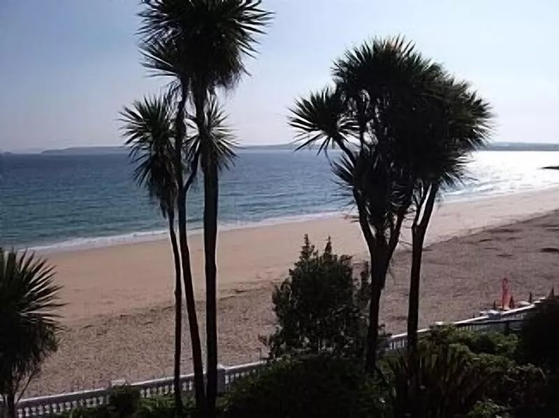 Apartment With Fantastic Views Over St Ives And Out To Sea