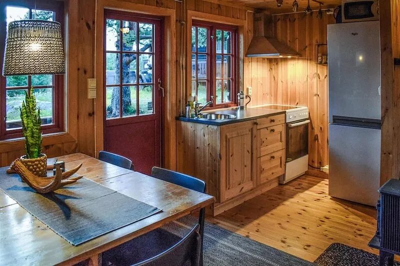 Awesome home in Rjukan with house a mountain view