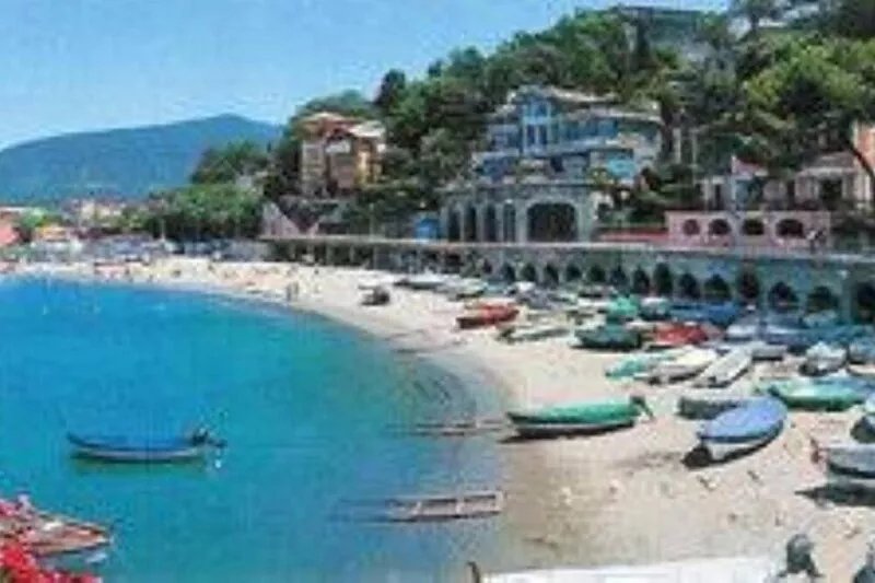 spacious house with terrace ro maritime levanto five lands