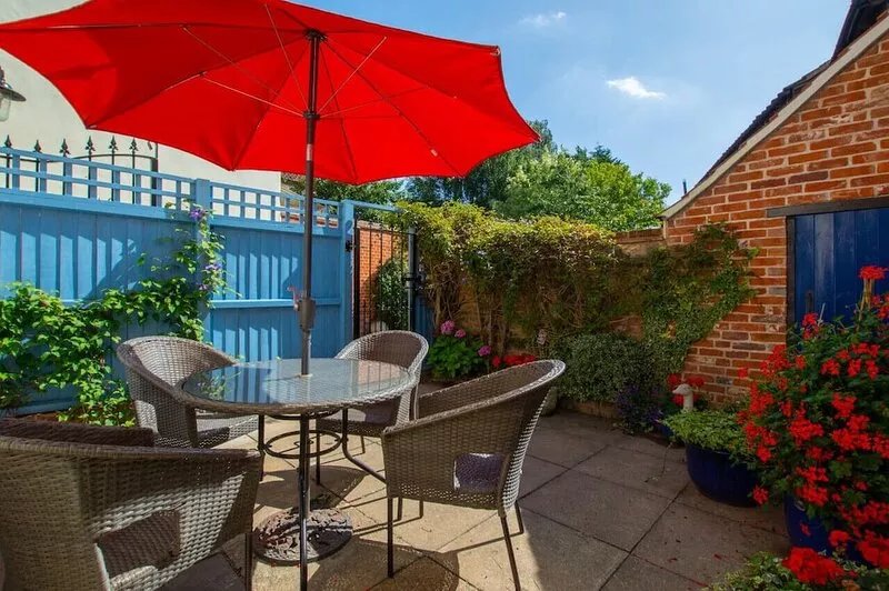Half Moon Inn - Four Bedroom House, Sleeps 6