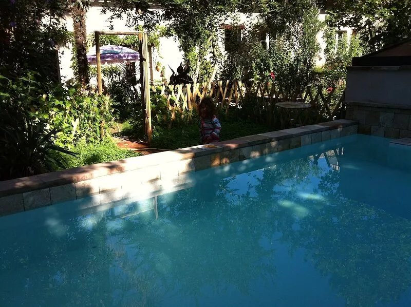 Character house with garden in a 13th century Bastide