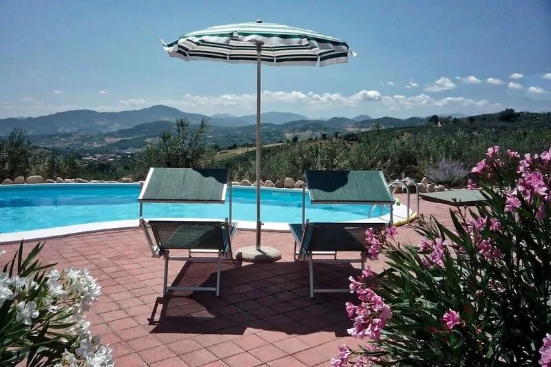 Villa Pesco Falcone - Holiday villa in Abruzzo, Italy - only for 2