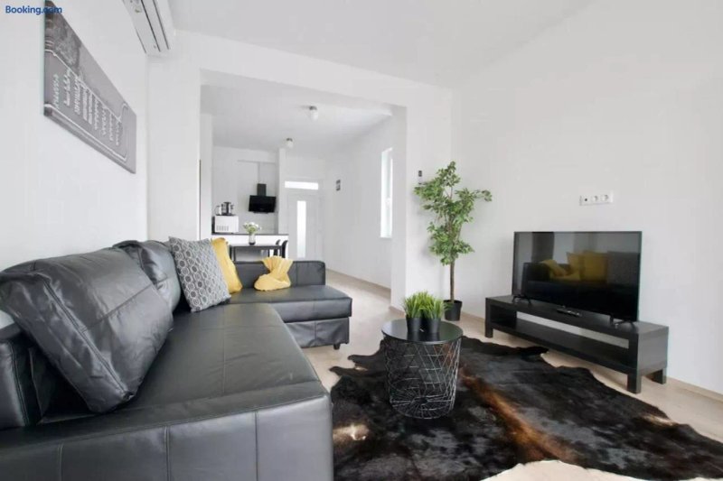 Family Apartments by Hi5 - Zamardi