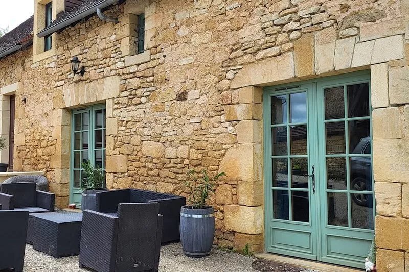 Gîte overlooking Domme with private pool and spa