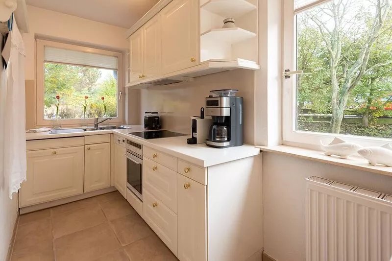 Exclusive apartment in a semi-detached house with approx.