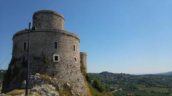 Castello e Torre di Montesarchio