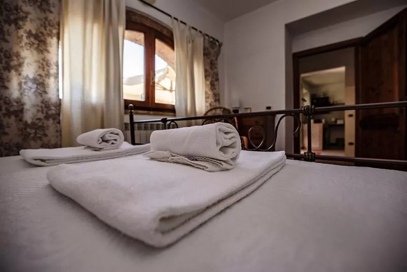 Sun Cottage in Tuscany Hillside Near the Sea, Ultra WiFi and Parking