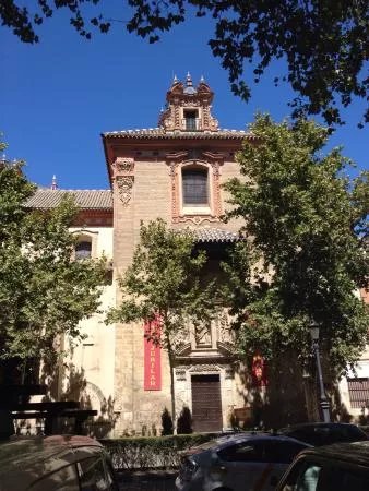 Guide in  Seville and Andalucia Ninel Aneas