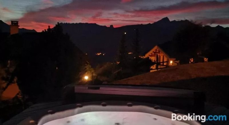 Chalet Nu Coeur Des Alpes