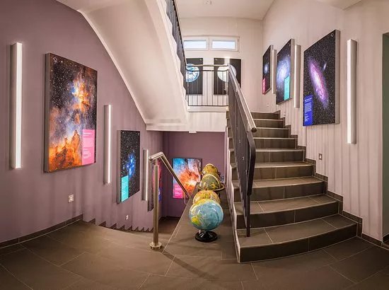 Zeiss-Planetarium und Sternwarte