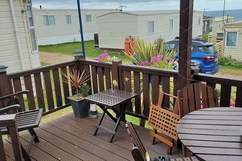 4 Berth Holiday Caravan  with stunning sea views 5☆rated with elevated deck