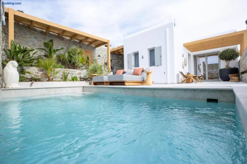 Brilliance of Mykonos