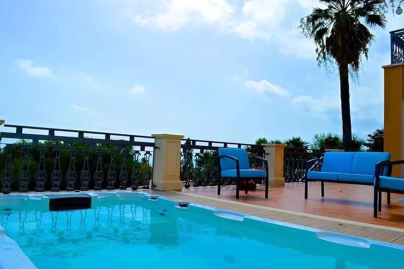 Villa La Timpa - ancient and majestic villa with private jacuzzi which enjoys a