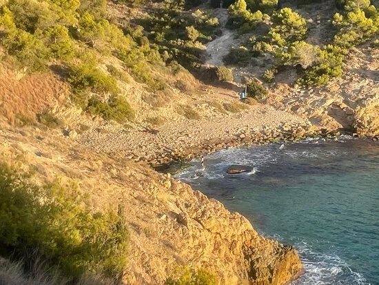 Cala Almadraba